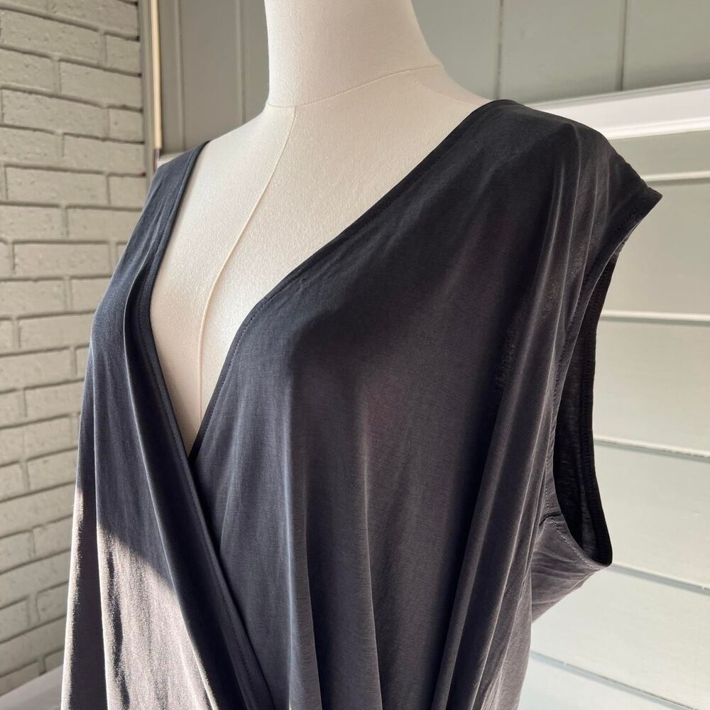 Loft Women's Black and Grey Blouse - Picture 3 of 6
